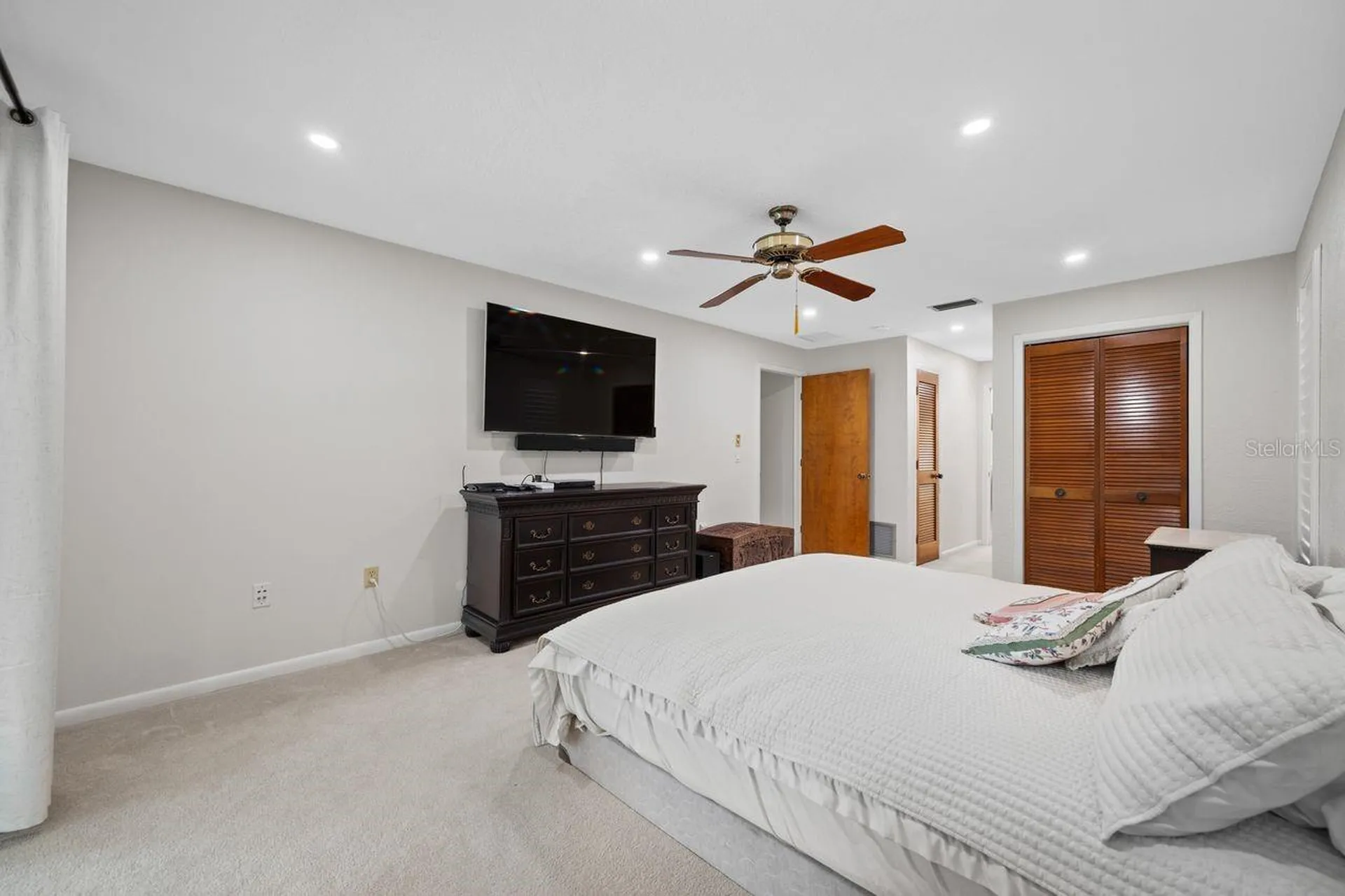 2827 Pheasant Run Clearwater FL 33759