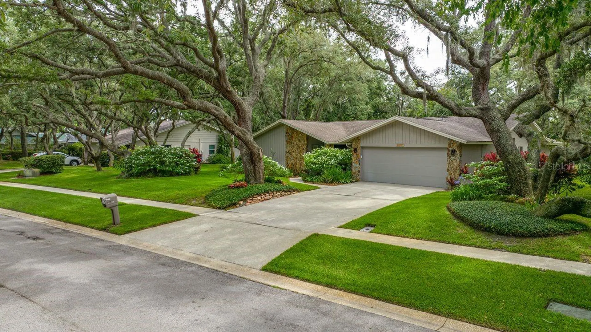 2827 Pheasant Run Clearwater FL 33759