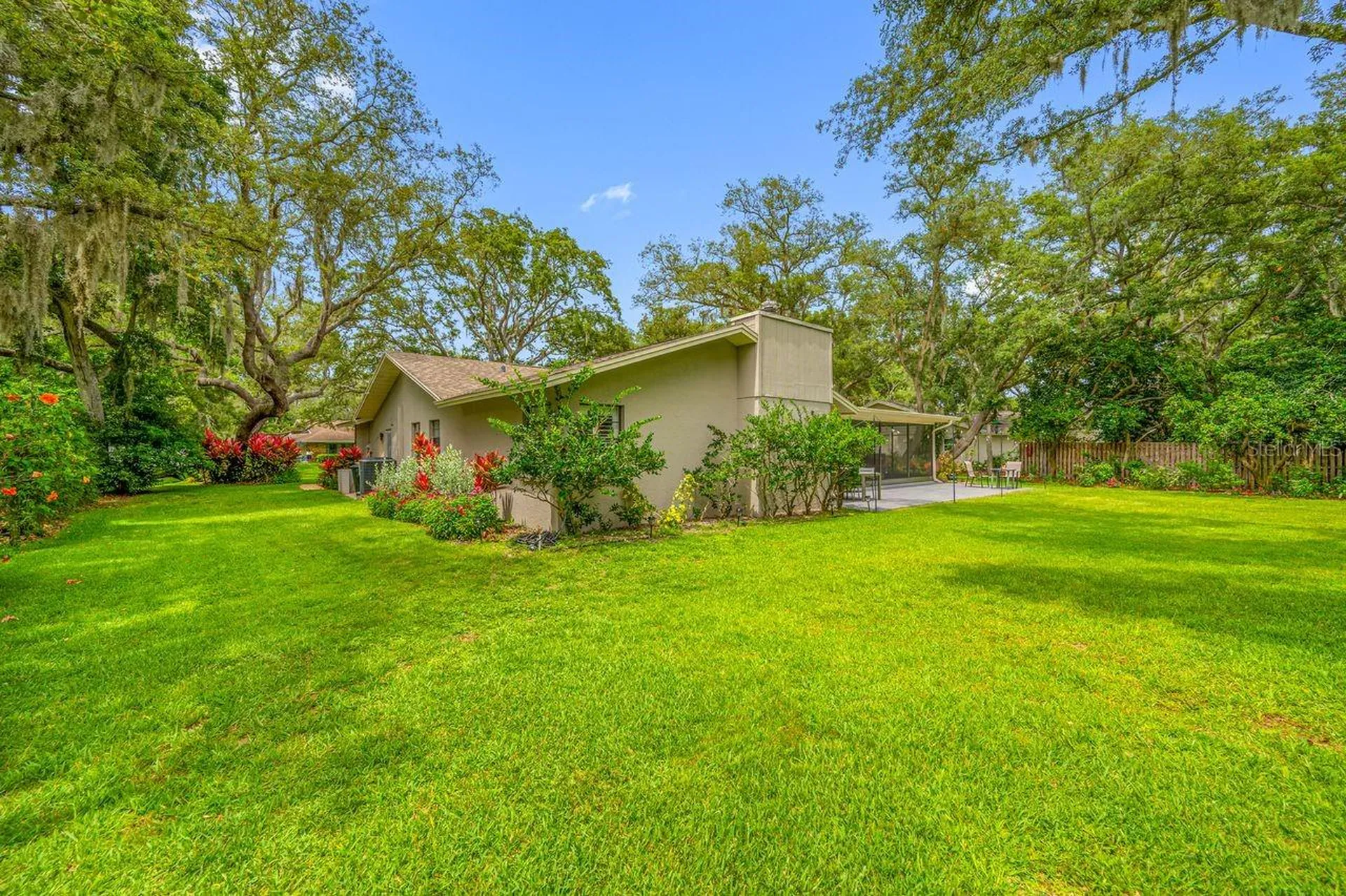 2827 Pheasant Run Clearwater FL 33759