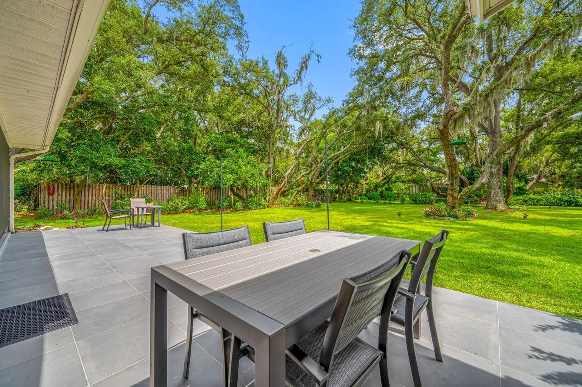 2827 Pheasant Run Clearwater FL 33759