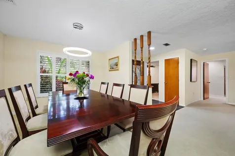 2827 Pheasant Run Clearwater FL 33759