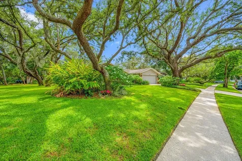 2827 Pheasant Run Clearwater FL 33759