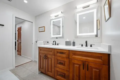 2827 Pheasant Run Clearwater FL 33759