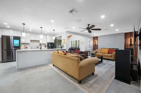 2827 Pheasant Run Clearwater FL 33759