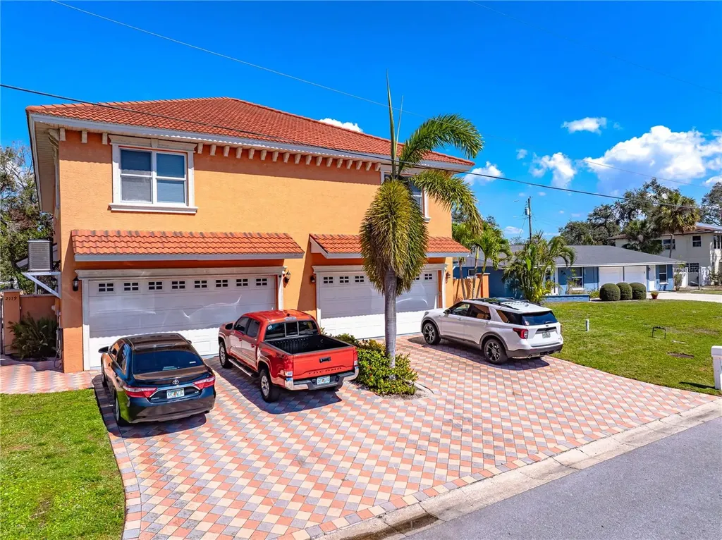 2119 & 2125 Montclair Drive Sarasota FL 34231