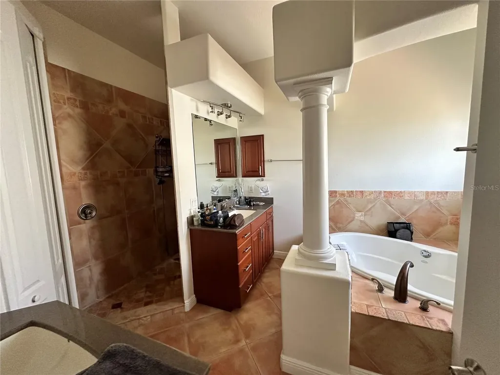 2119 & 2125 Montclair Drive Sarasota FL 34231