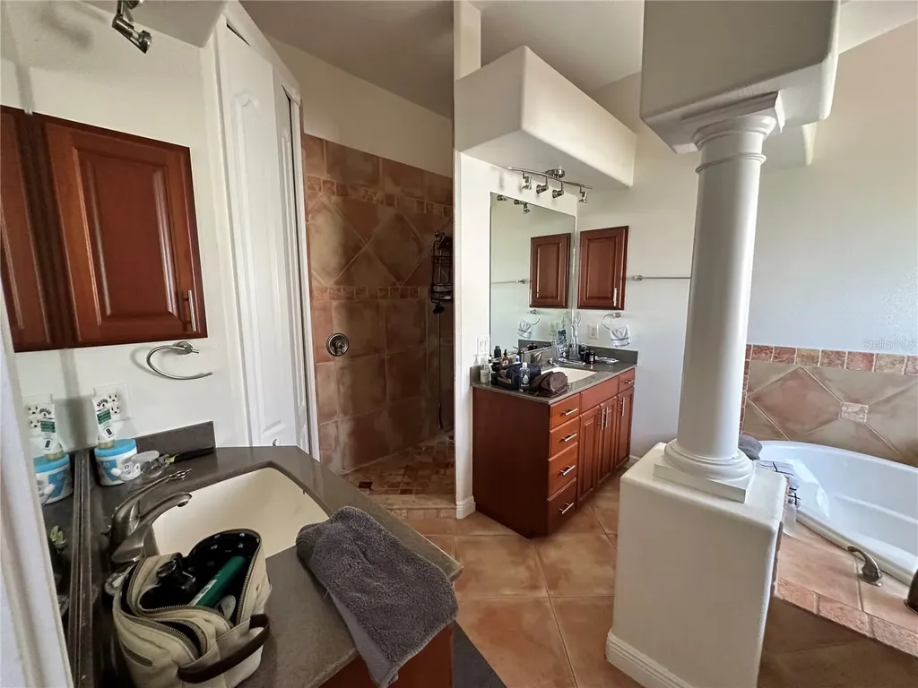 2119 & 2125 Montclair Drive Sarasota FL 34231