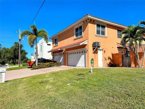 2119 & 2125 Montclair Drive Sarasota FL 34231