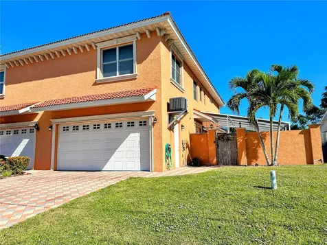 2119 & 2125 Montclair Drive Sarasota FL 34231