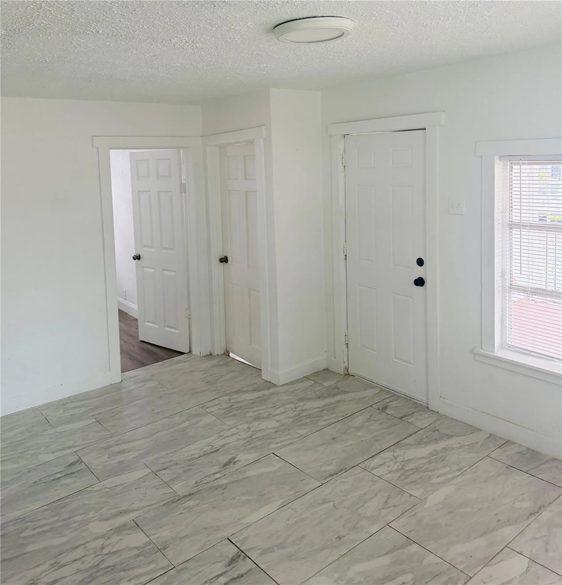 2116 W Pine Street Tampa FL 33607