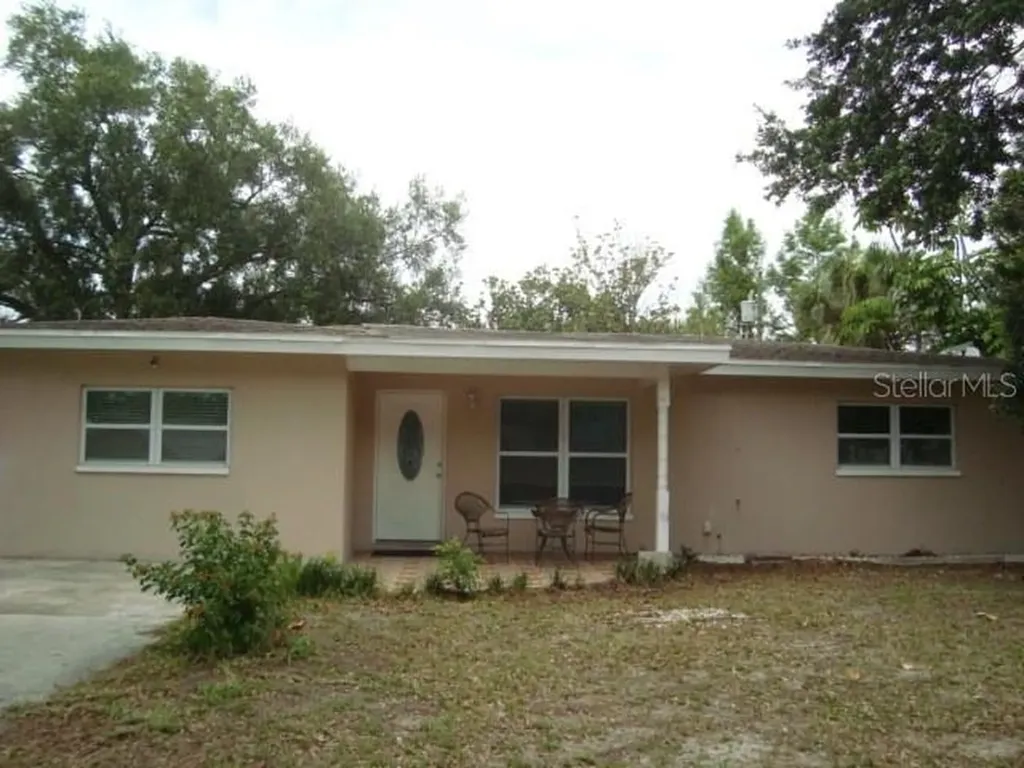 2234 Rose Lane Clearwater FL 33764