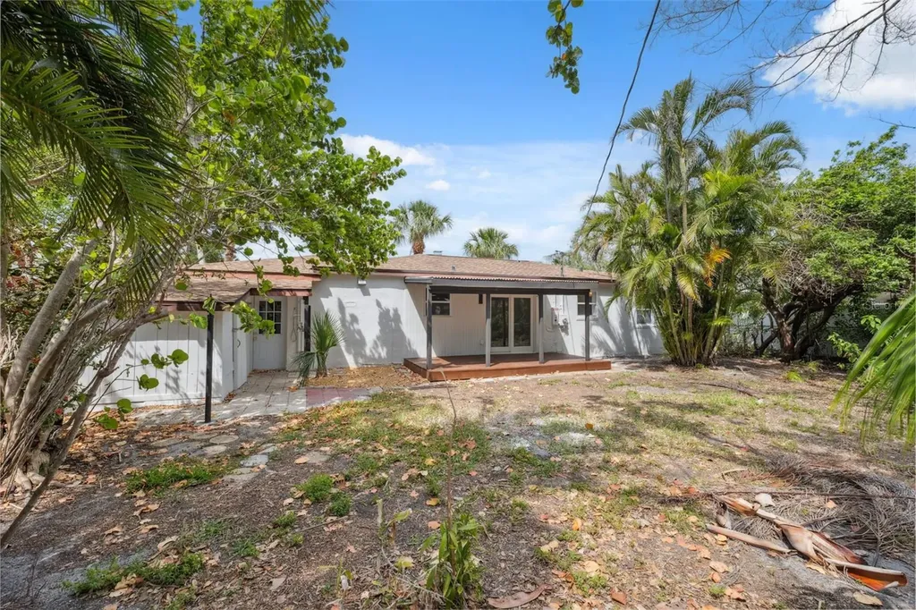 108 5th Street Belleair Beach FL 33786