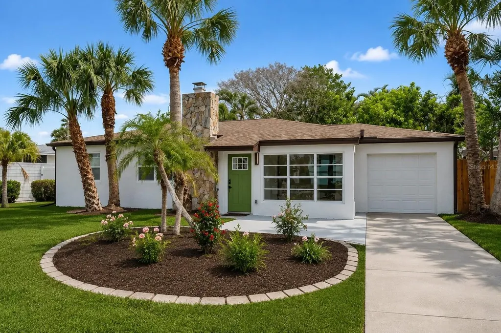 108 5th Street Belleair Beach FL 33786
