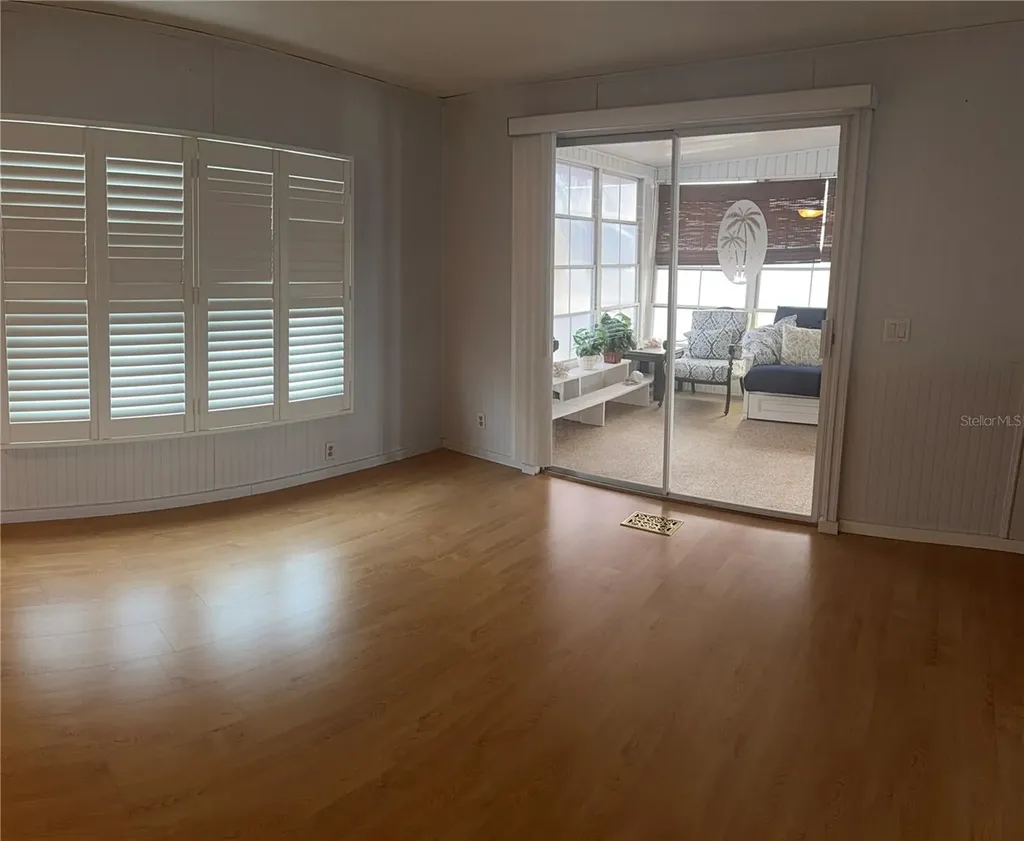 3301 Alt 19 Dunedin FL 34698