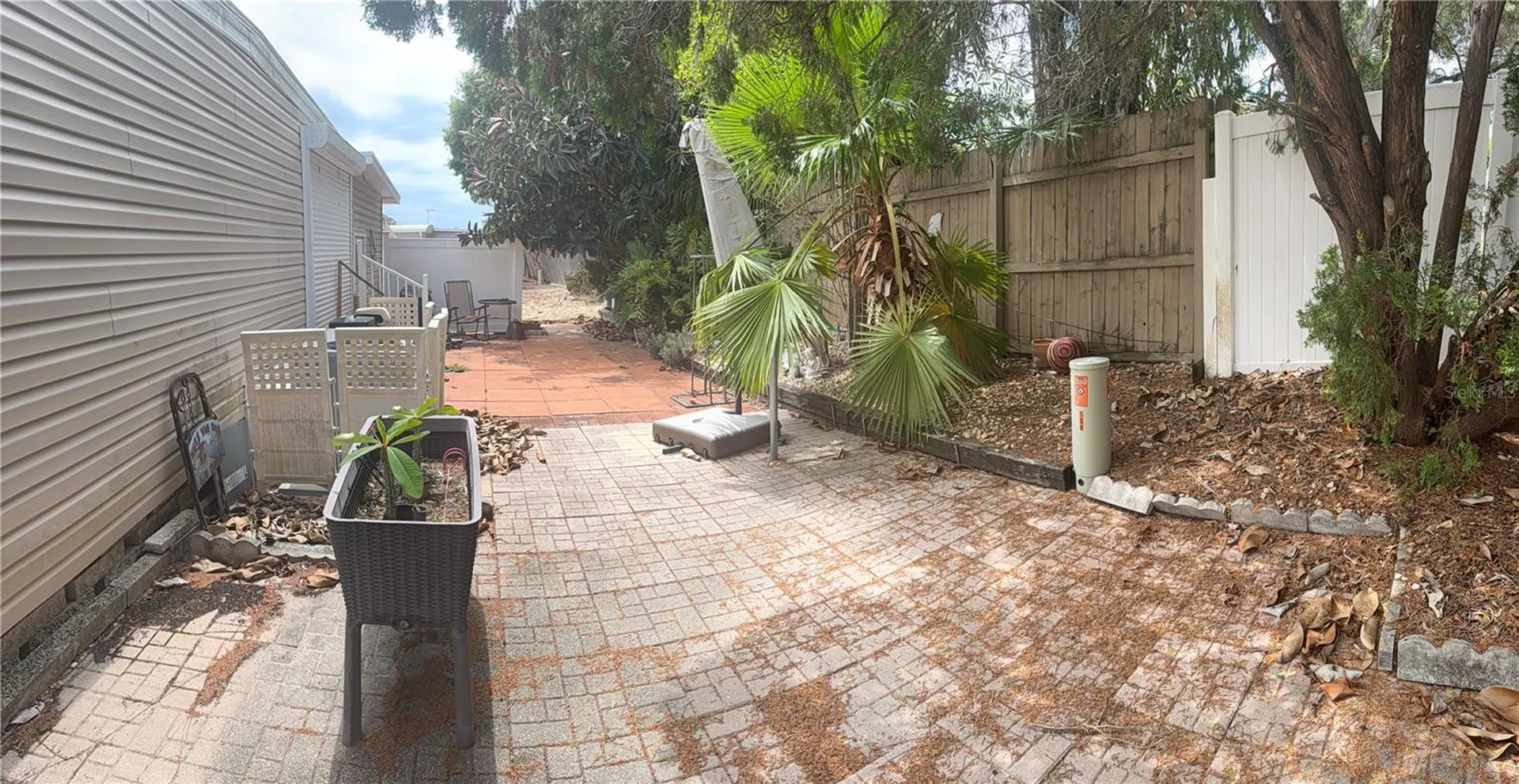 3301 Alt 19 Dunedin FL 34698