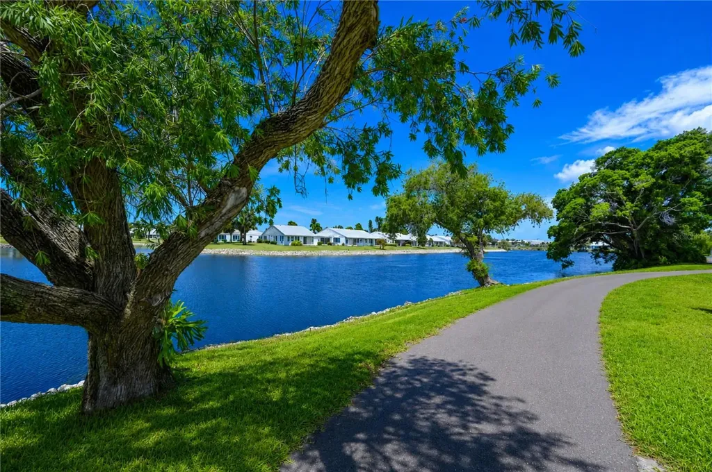 9425 Andover Circle Bradenton FL 34210