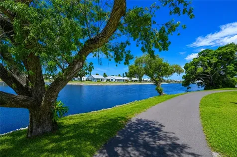 9425 Andover Circle Bradenton FL 34210