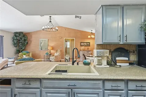 8464 W Bradshaw Street Homosassa FL 34448