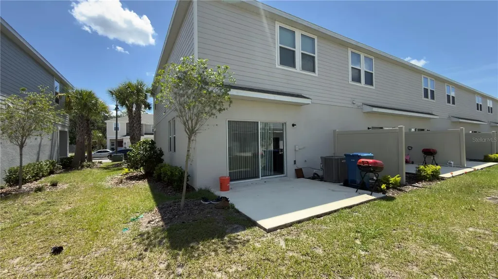 2994 Canary Avenue Davenport FL 33837