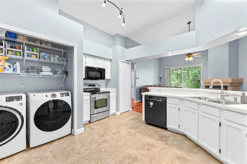 2811 Ripton Court Orlando FL 32835