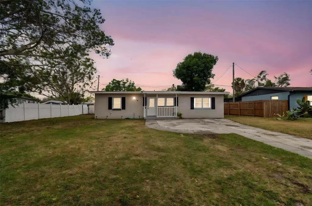 4479 Porpoise Drive SE St Petersburg FL 33705