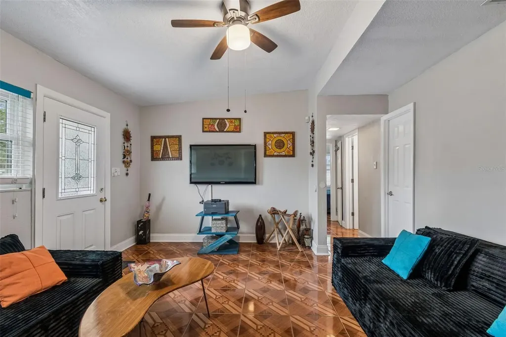 4479 Porpoise Drive SE St Petersburg FL 33705