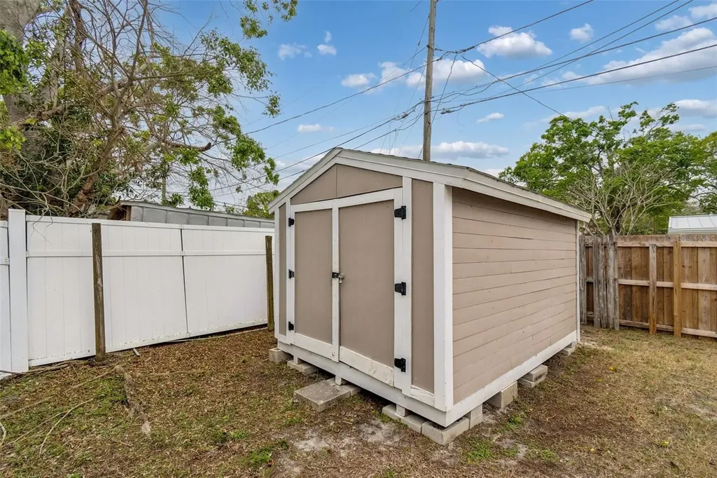 4479 Porpoise Drive SE St Petersburg FL 33705