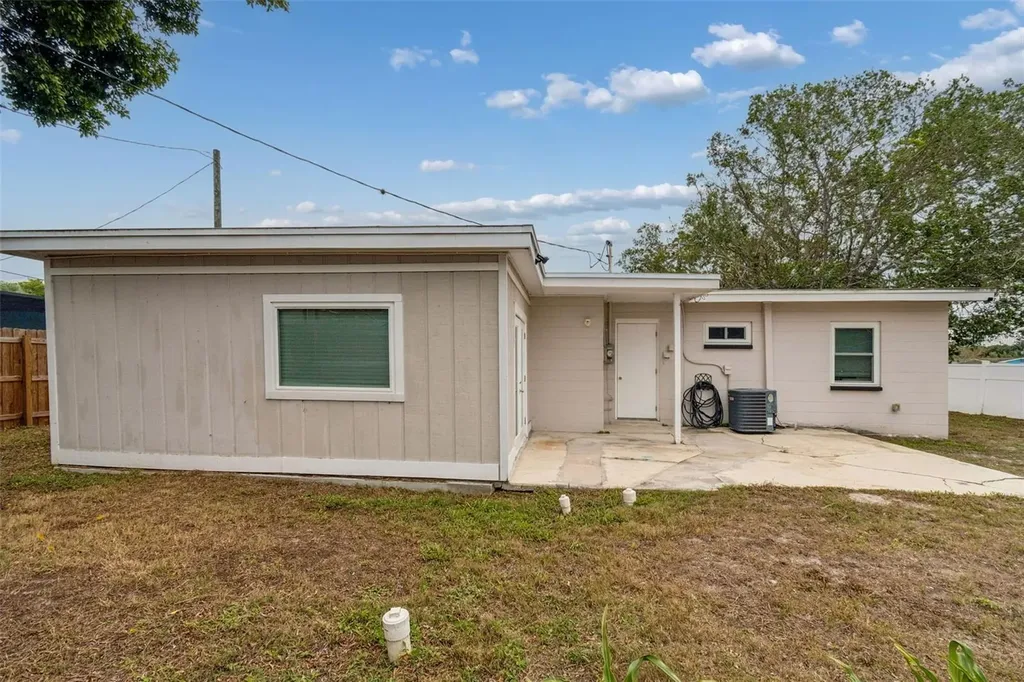 4479 Porpoise Drive SE St Petersburg FL 33705