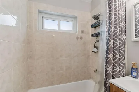 4479 Porpoise Drive SE St Petersburg FL 33705