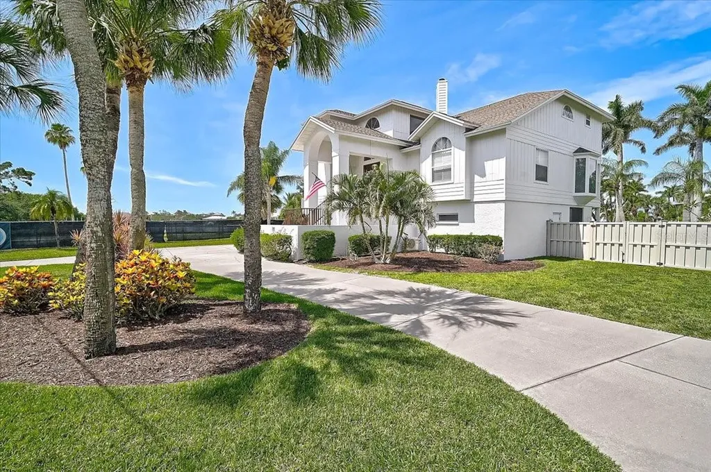 320 Ringling Point Drive Sarasota FL 34234