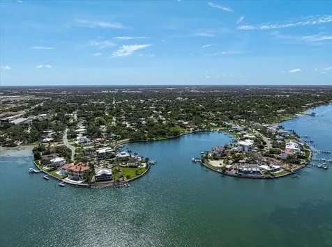 320 Ringling Point Drive Sarasota FL 34234