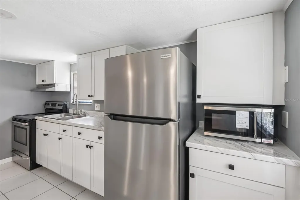 37732 Cecil Lane Zephyrhills FL 33542
