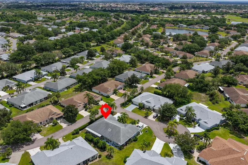 1001 Otter Mill Way Sun City Center FL 33573