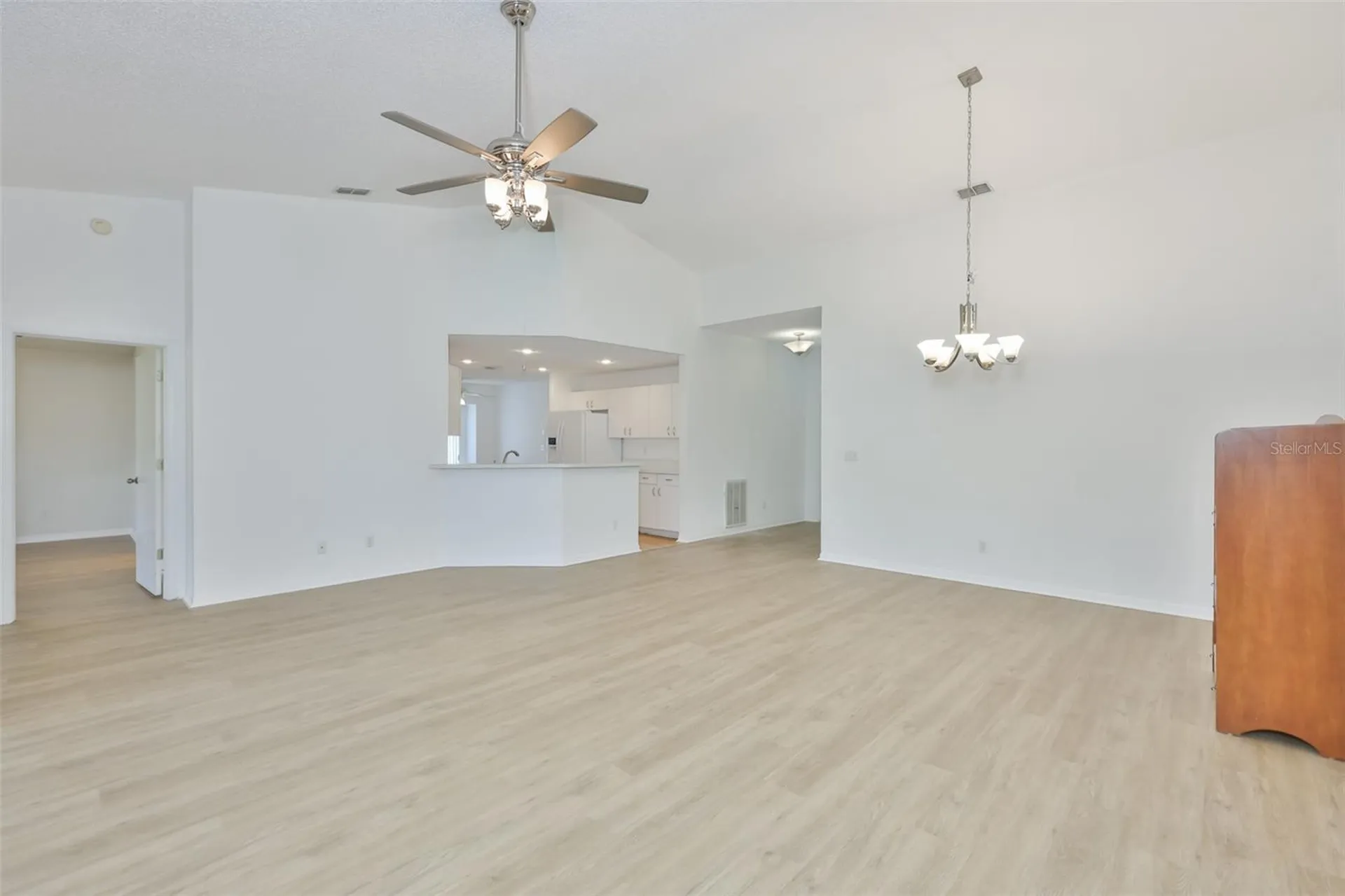1001 Otter Mill Way Sun City Center FL 33573