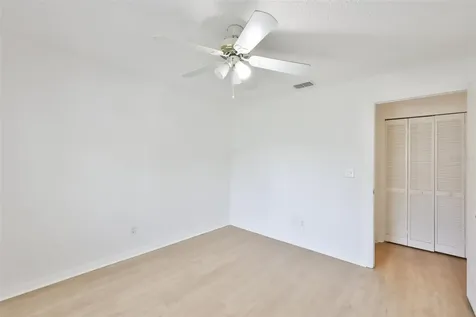 1001 Otter Mill Way Sun City Center FL 33573
