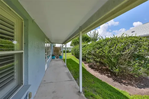 1001 Otter Mill Way Sun City Center FL 33573