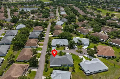 1001 Otter Mill Way Sun City Center FL 33573