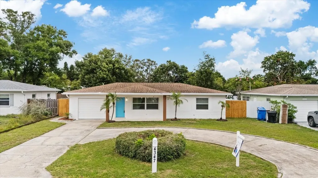 4347 16th Avenue N St Petersburg FL 33713