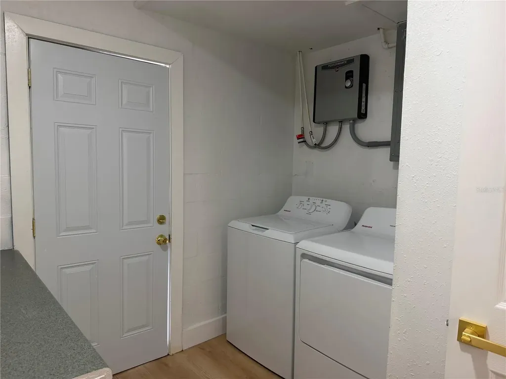 4347 16th Avenue N St Petersburg FL 33713