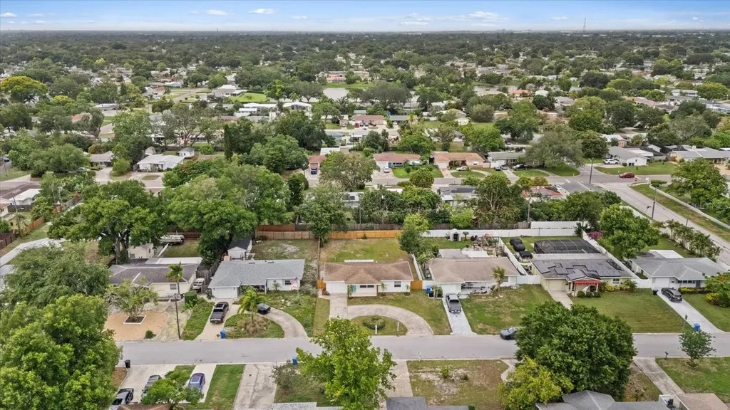4347 16th Avenue N St Petersburg FL 33713