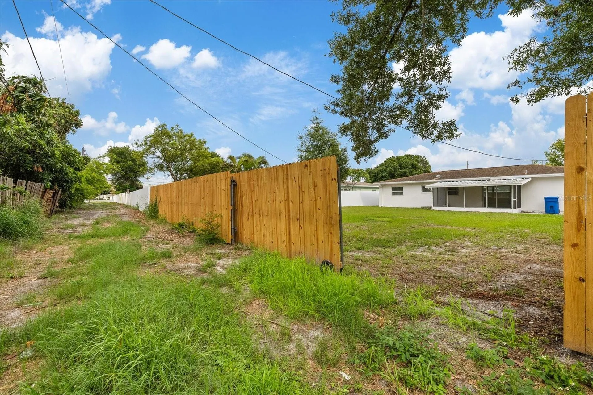 4347 16th Avenue N St Petersburg FL 33713