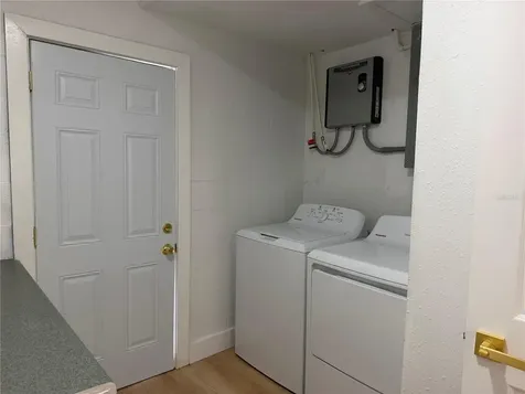 4347 16th Avenue N St Petersburg FL 33713