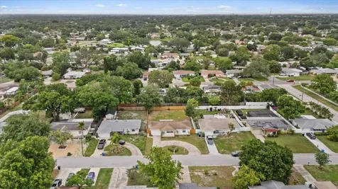 4347 16th Avenue N St Petersburg FL 33713