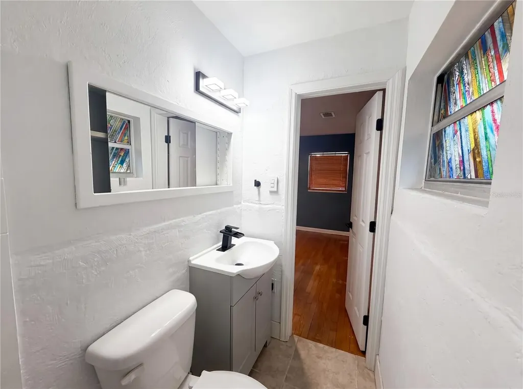 820 E Wisconsin Avenue Deland FL 32724