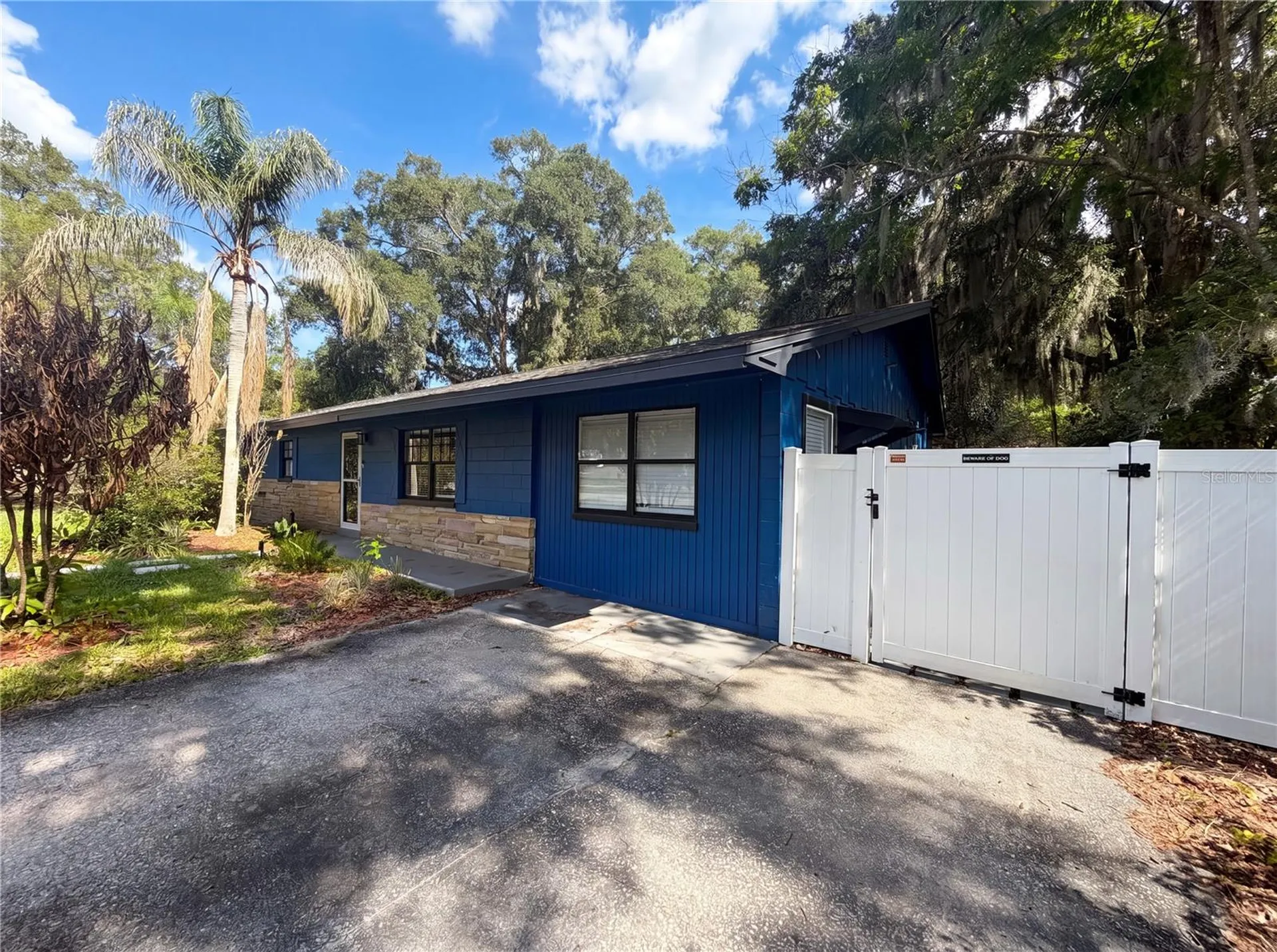 820 E Wisconsin Avenue Deland FL 32724