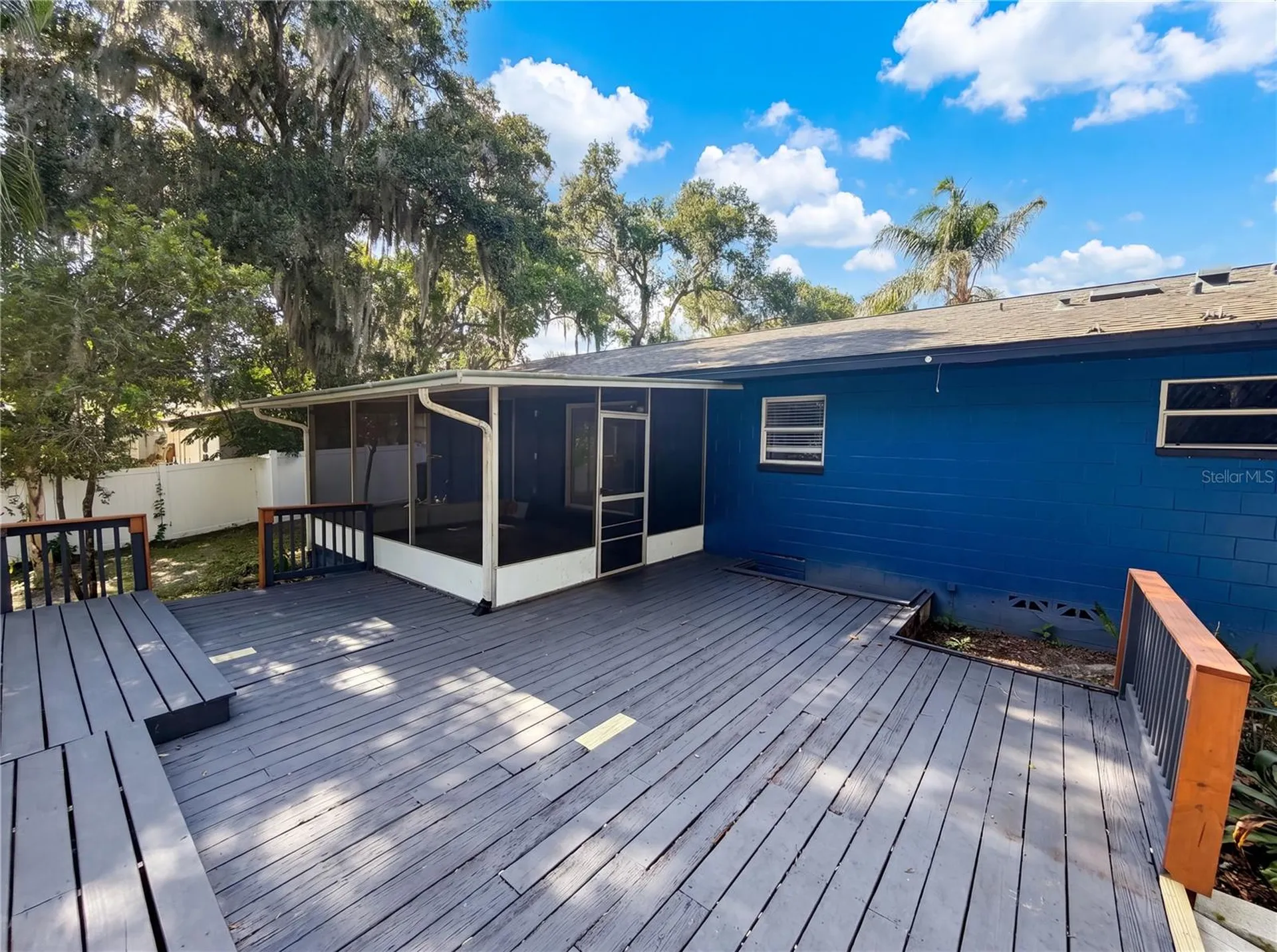 820 E Wisconsin Avenue Deland FL 32724