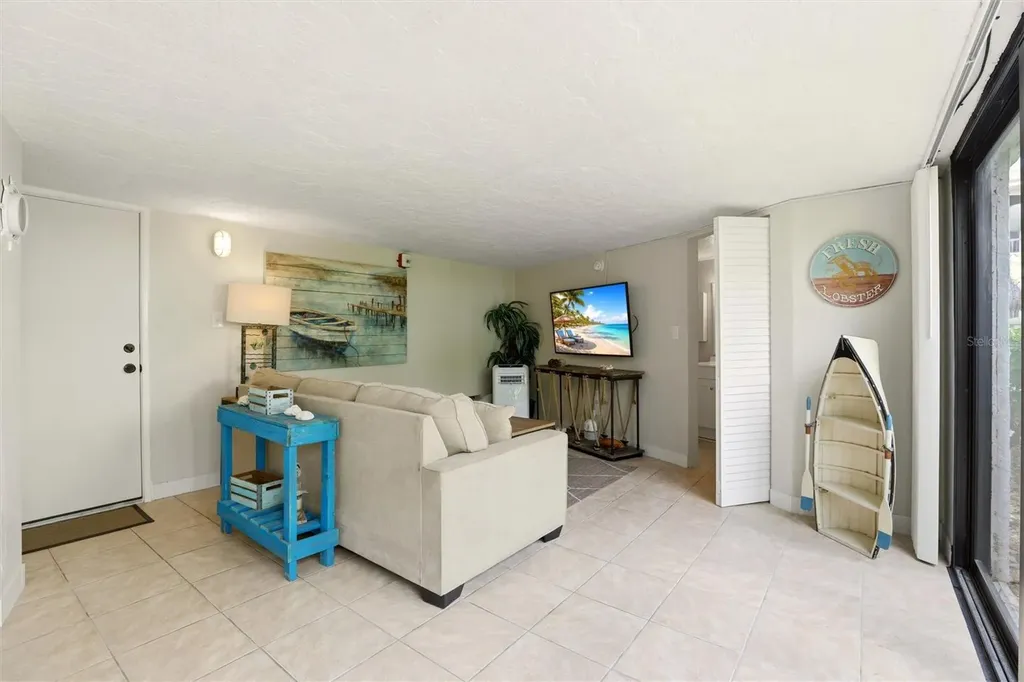 1011 Anglers Cove Marco Island FL 34145