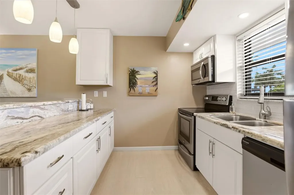 1011 Anglers Cove Marco Island FL 34145