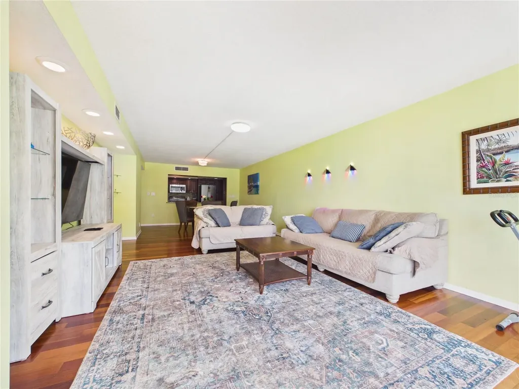 1400 Gulf Boulevard Clearwater Beach FL 33767