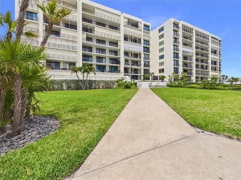 1400 Gulf Boulevard Clearwater Beach FL 33767